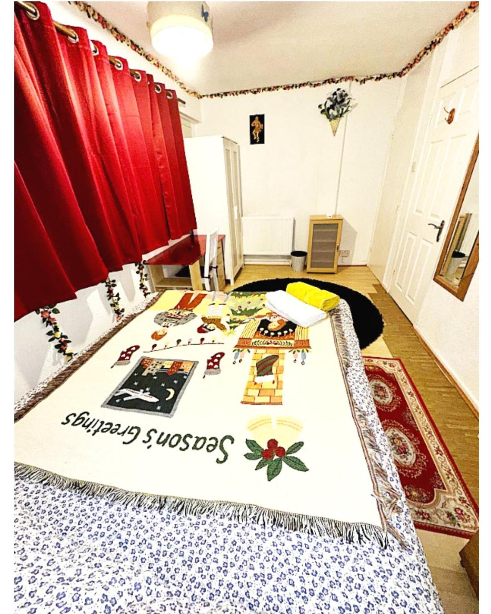 Excellent Double Rooms In Cheap Rate Around Central Лондон Экстерьер фото